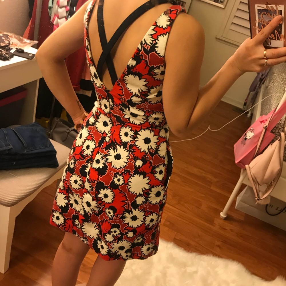 Floral Zara Dress - Picture 7 of 7